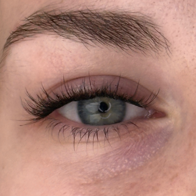 FLUTTER 80 lashes