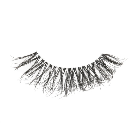 up close image of hayati lashes natural and fluffy cat eye lash with an invisible band
